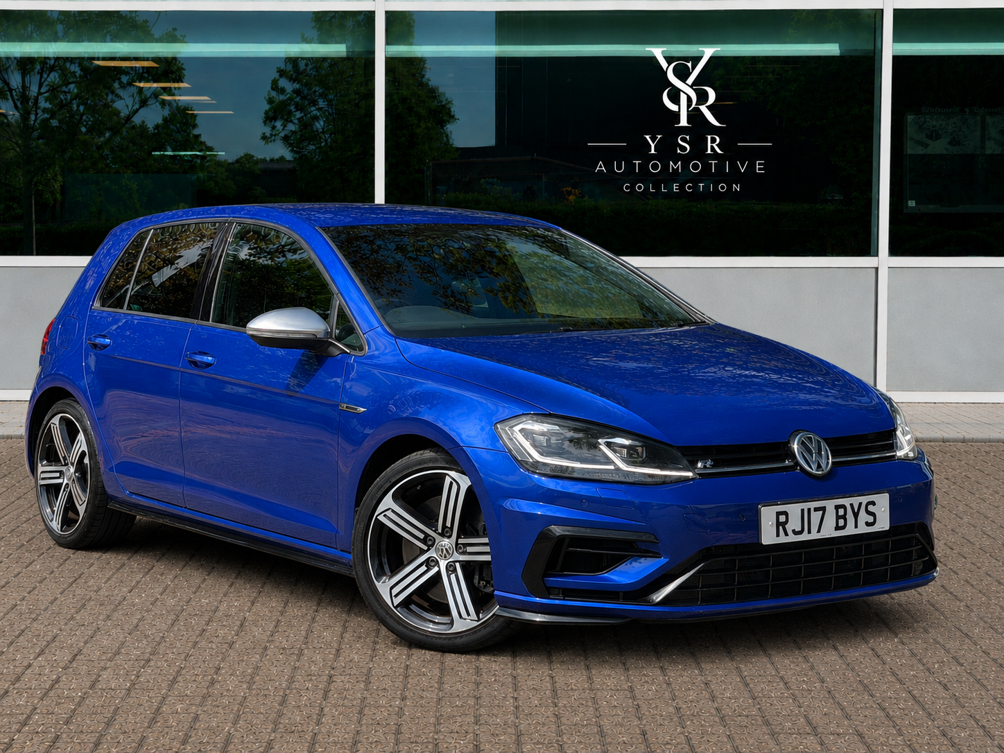 2017 (17 reg) Lapiz Blue Volkswagen Golf R — sold at YSR Automotive