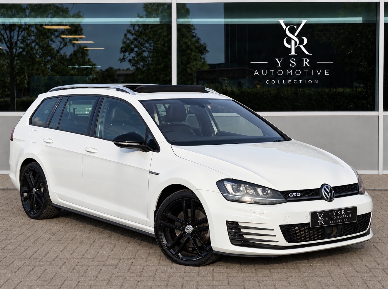 2016 (16 reg) White Volkswagen Golf GTD — sold at YSR Automotive